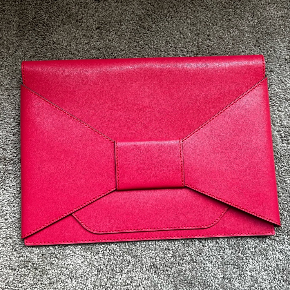 Coral Banana Republic bow clutch